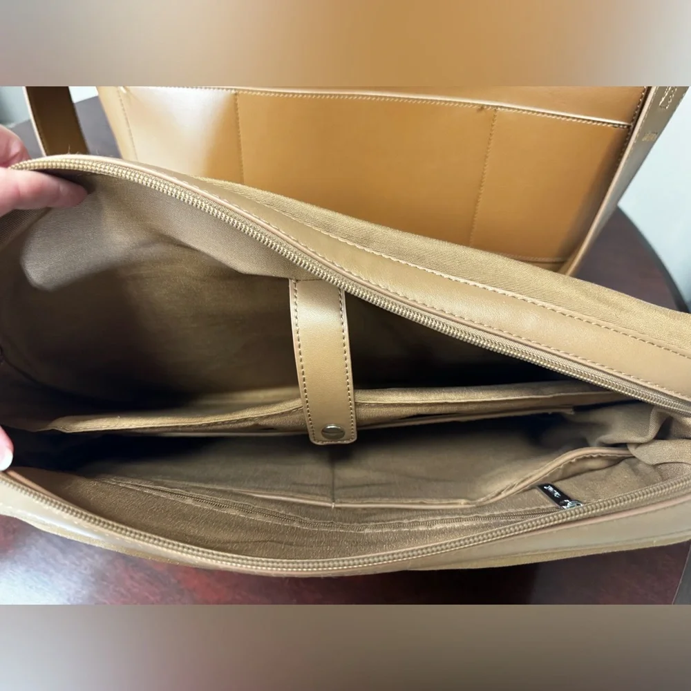 Calpak Haven 16’ Laptop Tote Bag in Toffee - Like New